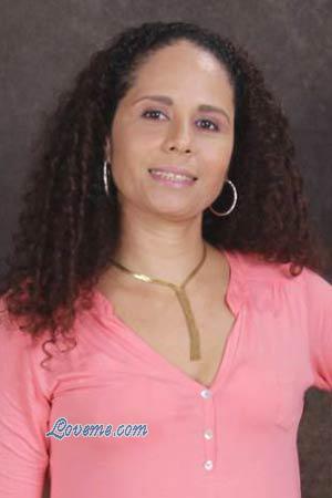 142069 - Zoila Age: 52 - Colombia