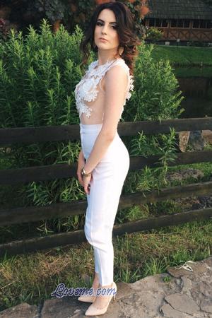 168041 - Mykhailyna Age: 27 - Ukraine
