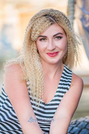 183587 - Olesya Age: 38 - Kazakhstan