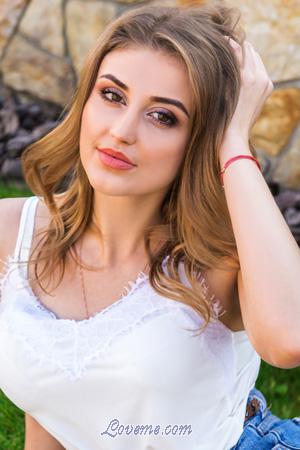 190941 - Elina Age: 28 - Ukraine