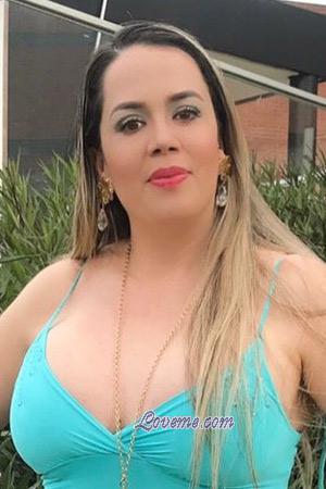 210422 - Tania Age: 42 - Colombia