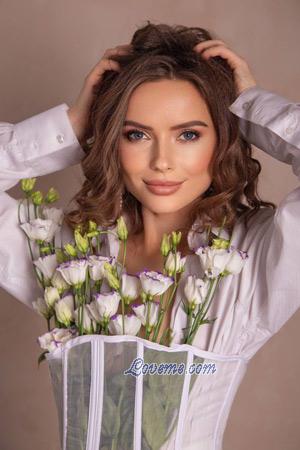 210861 - Olesya Age: 35 - Poland