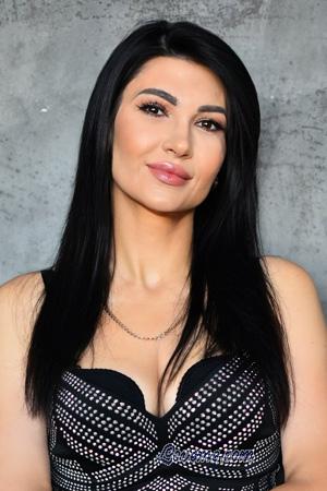 225257 - Yuliia Age: 47 - Ukraine