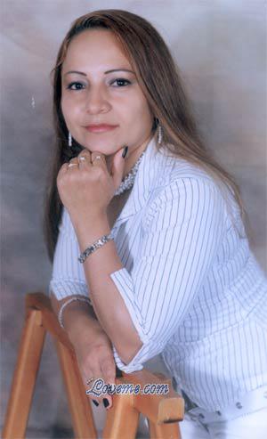 61211 - Lucero Age: 38 - Colombia